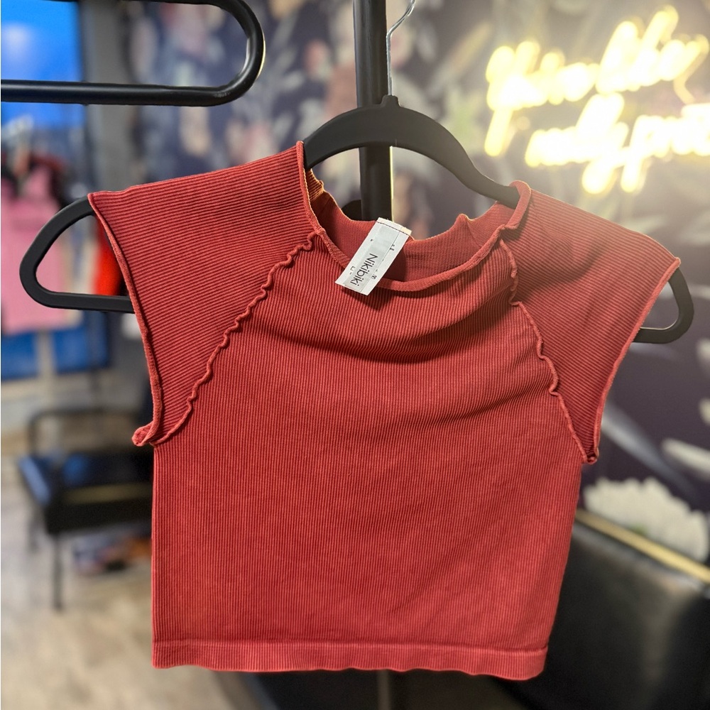 Nikibiki Rust Ribbed Crop Top - Picture 2 of 2